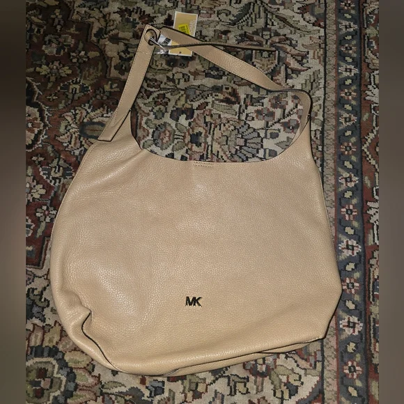 Michael Kors Tan Leather Shoulder Bag - Picture 5 of 9